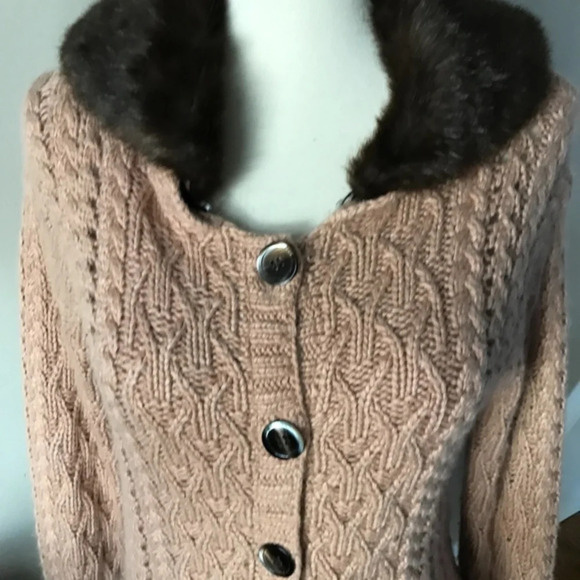 Ballinger Gold Camel Cable Knit  Fur Cardigan  SM - Picture 8 of 8